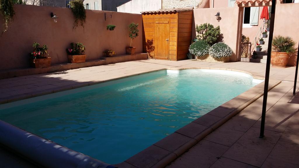 Les Portes Du Soleil Bed & Breakfast Capestang Ngoại thất bức ảnh